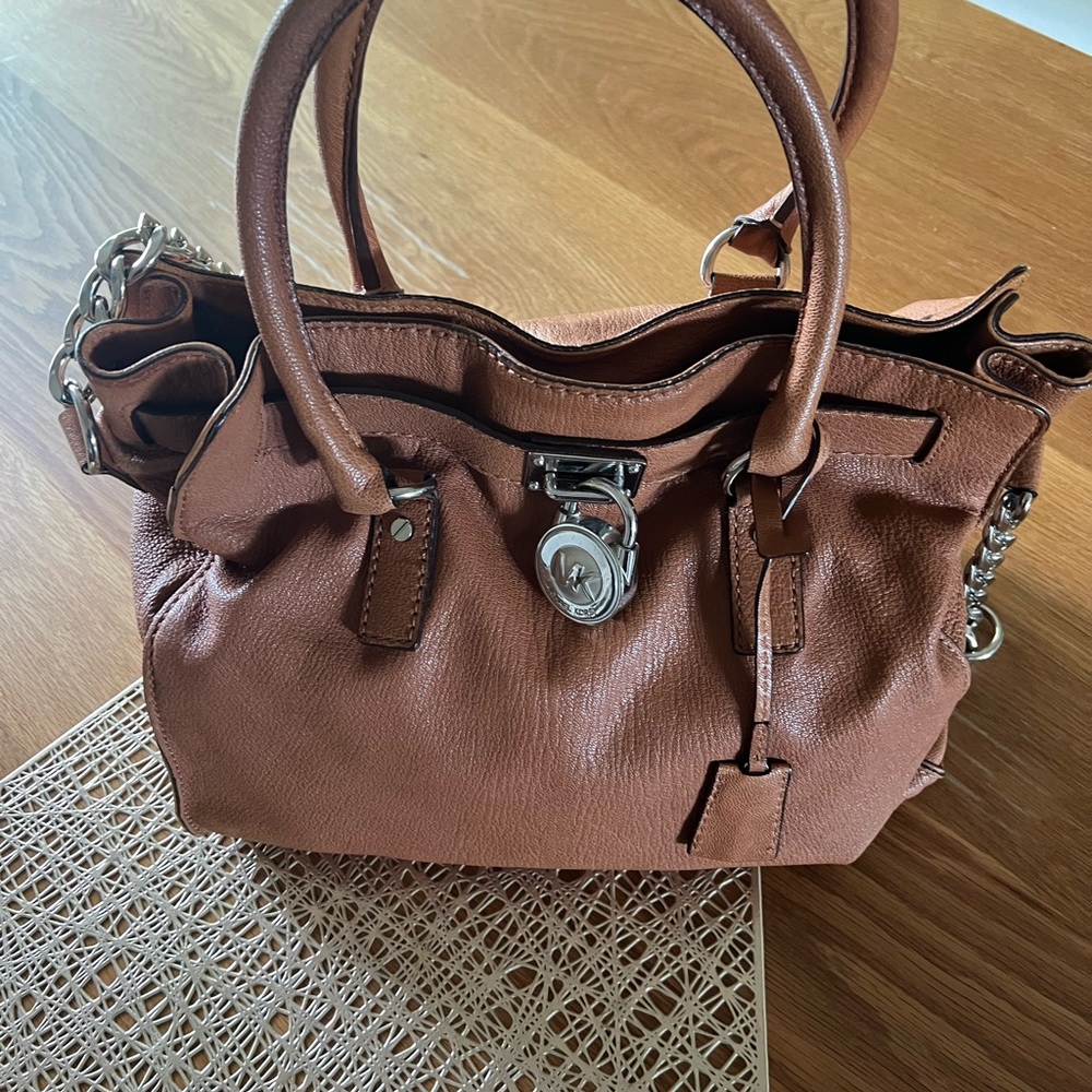 Michael Kors brown leather ladies handbag